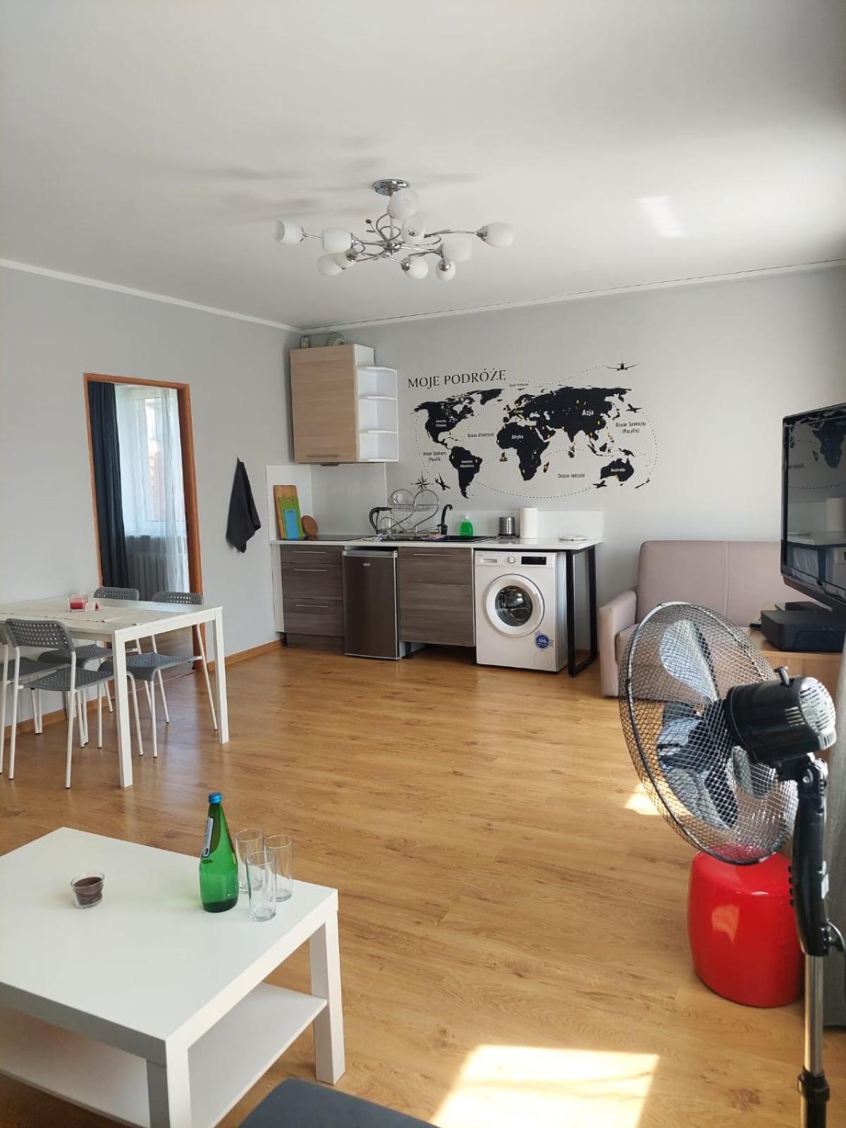 Nadmorskie Fiesta Apartment *